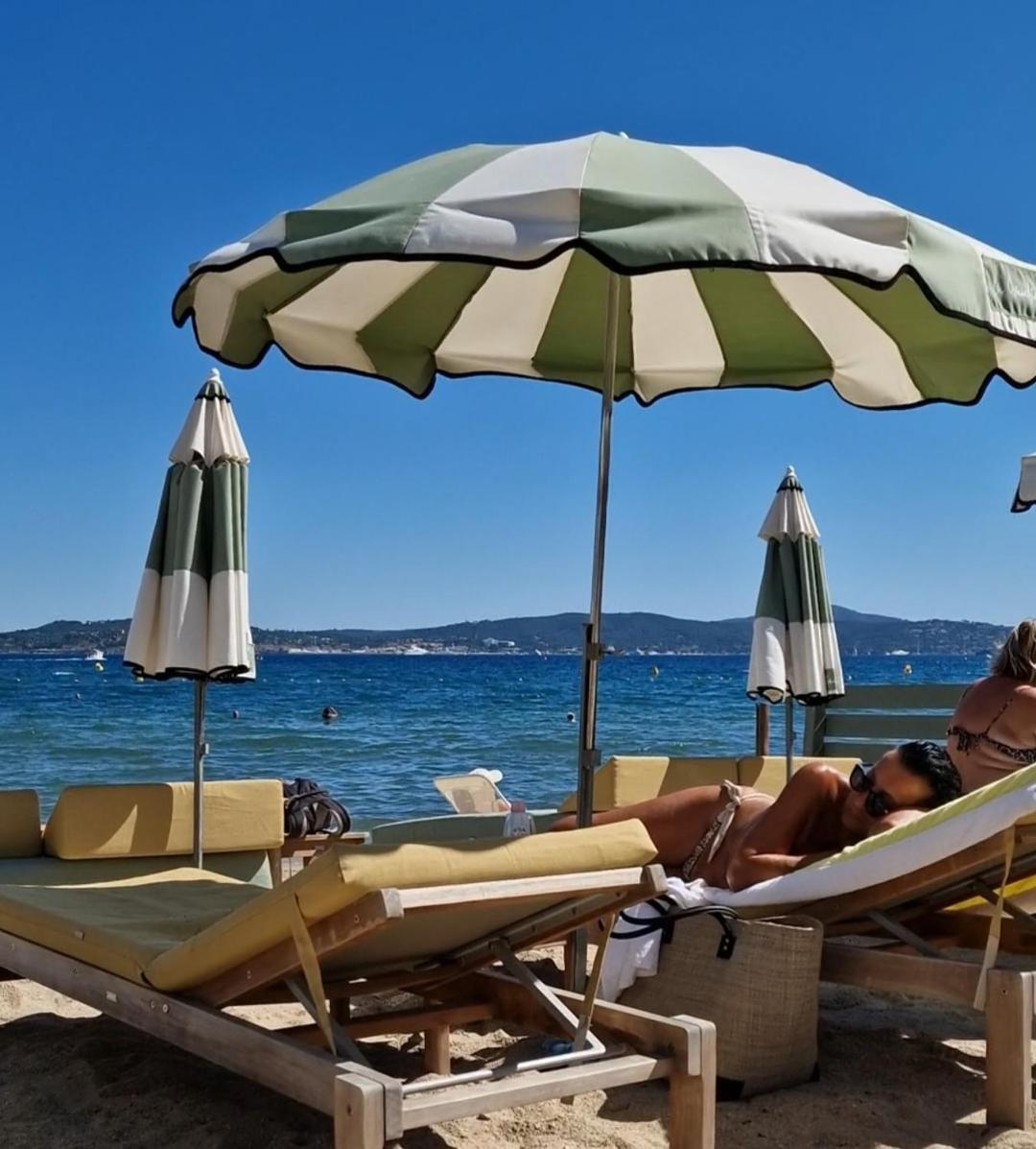 Haut De Villa A 700 Metres De La Plage, Totalement Independant Et Accessible Par Un Escalier Exterieur Sainte-Maxime Luaran gambar